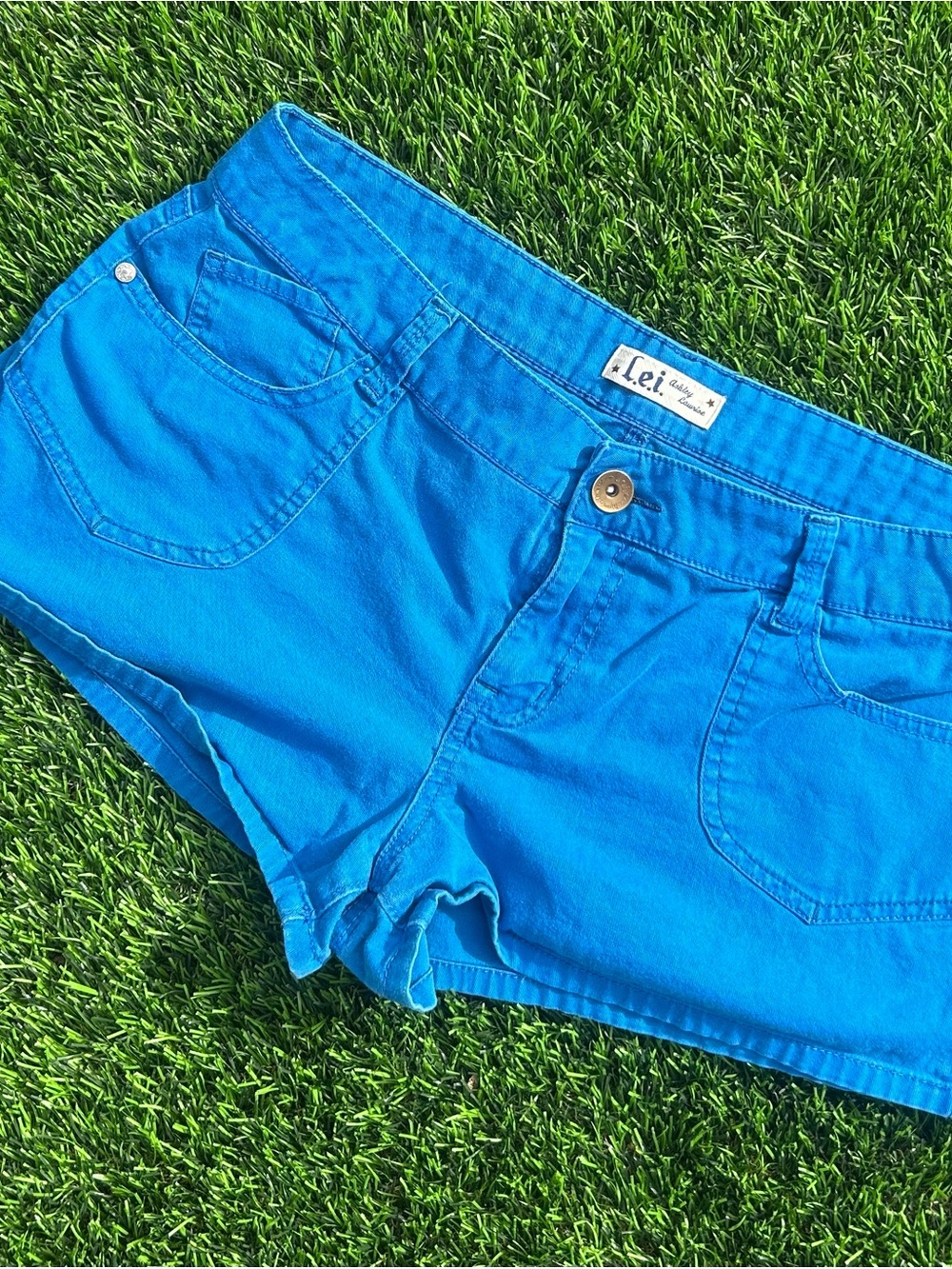 lei Vibrant Blue Women's Denim Short Shorts